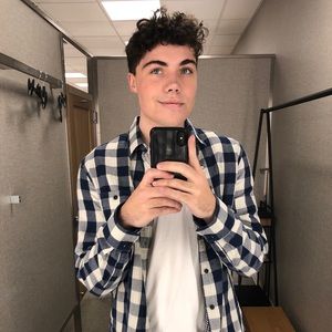 Meet your Posher, Seth